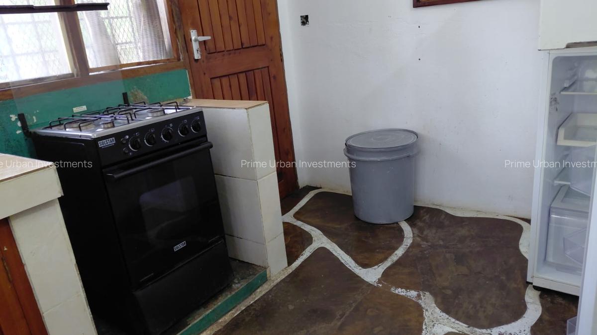 5 Bed Villa with En Suite in Watamu - 17