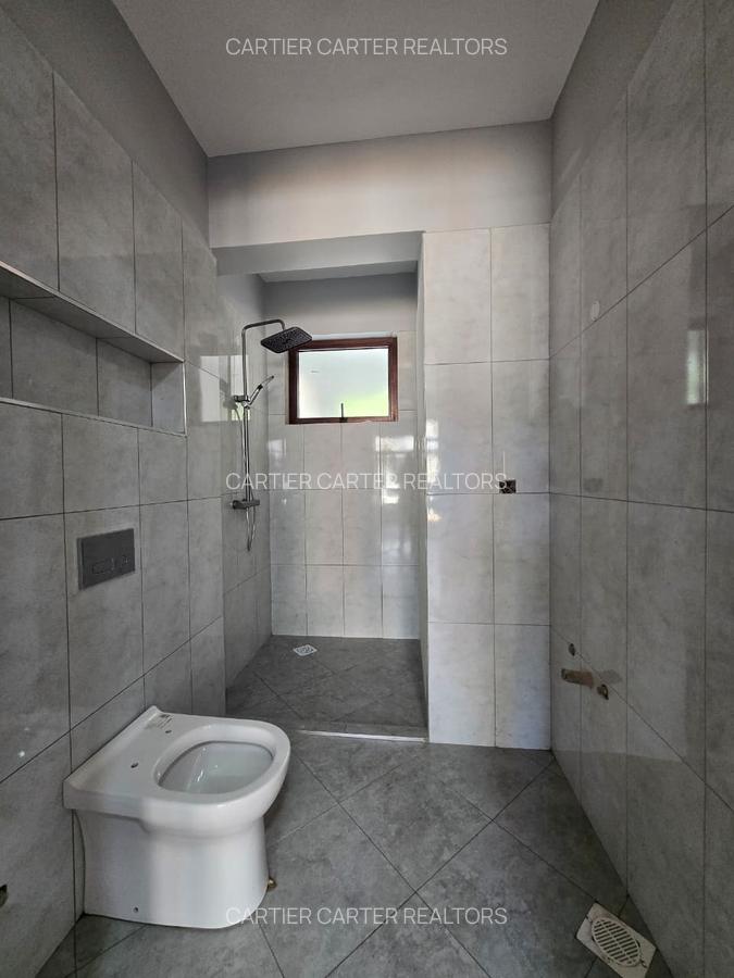 2 Bed Villa with En Suite in Diani - 4