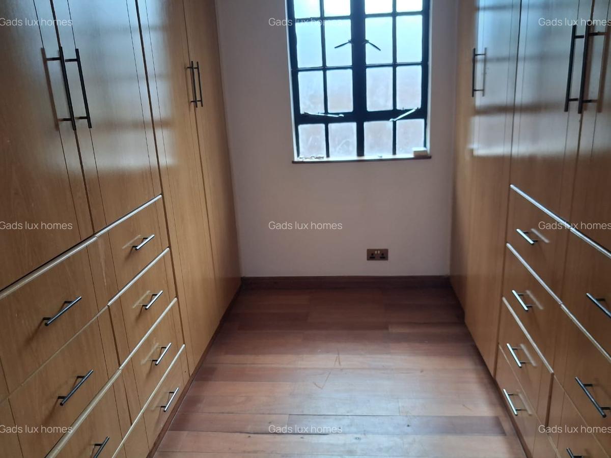 4 Bed Villa with En Suite at Miotoni - 6