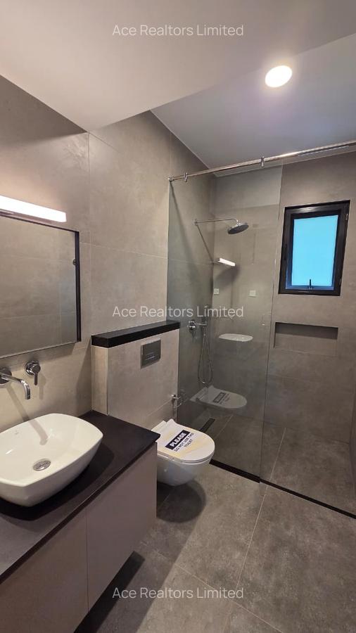 4 Bed Townhouse with En Suite at Langata - 16