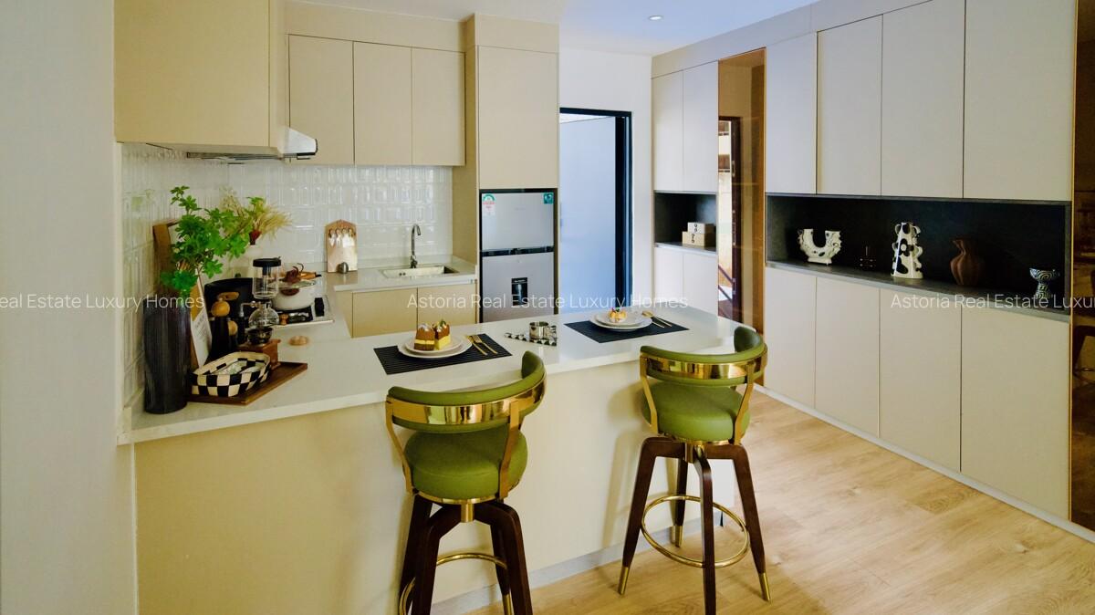 1 Bed Apartment with En Suite at 2026-234 - 1