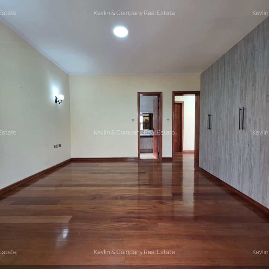 5 Bed Villa with En Suite in Thigiri - 12