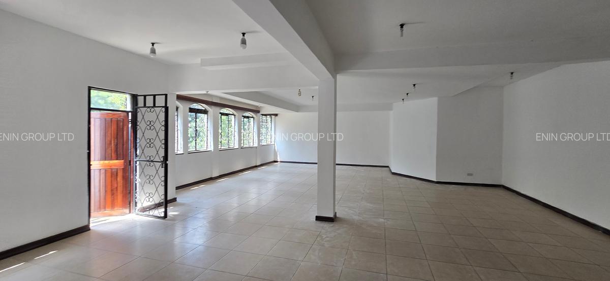 5 Bed Townhouse with En Suite at Nyari Central - 19
