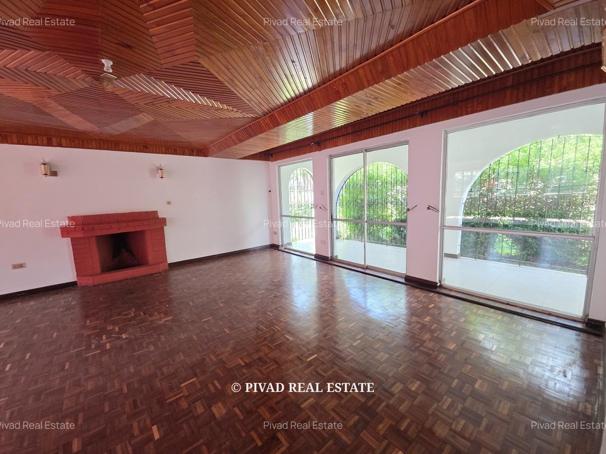 5 Bed House with Garden in Runda - 13