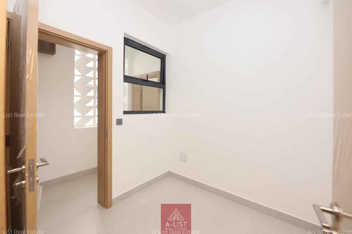 2 Bed Apartment with En Suite at Brookside Drive - 5