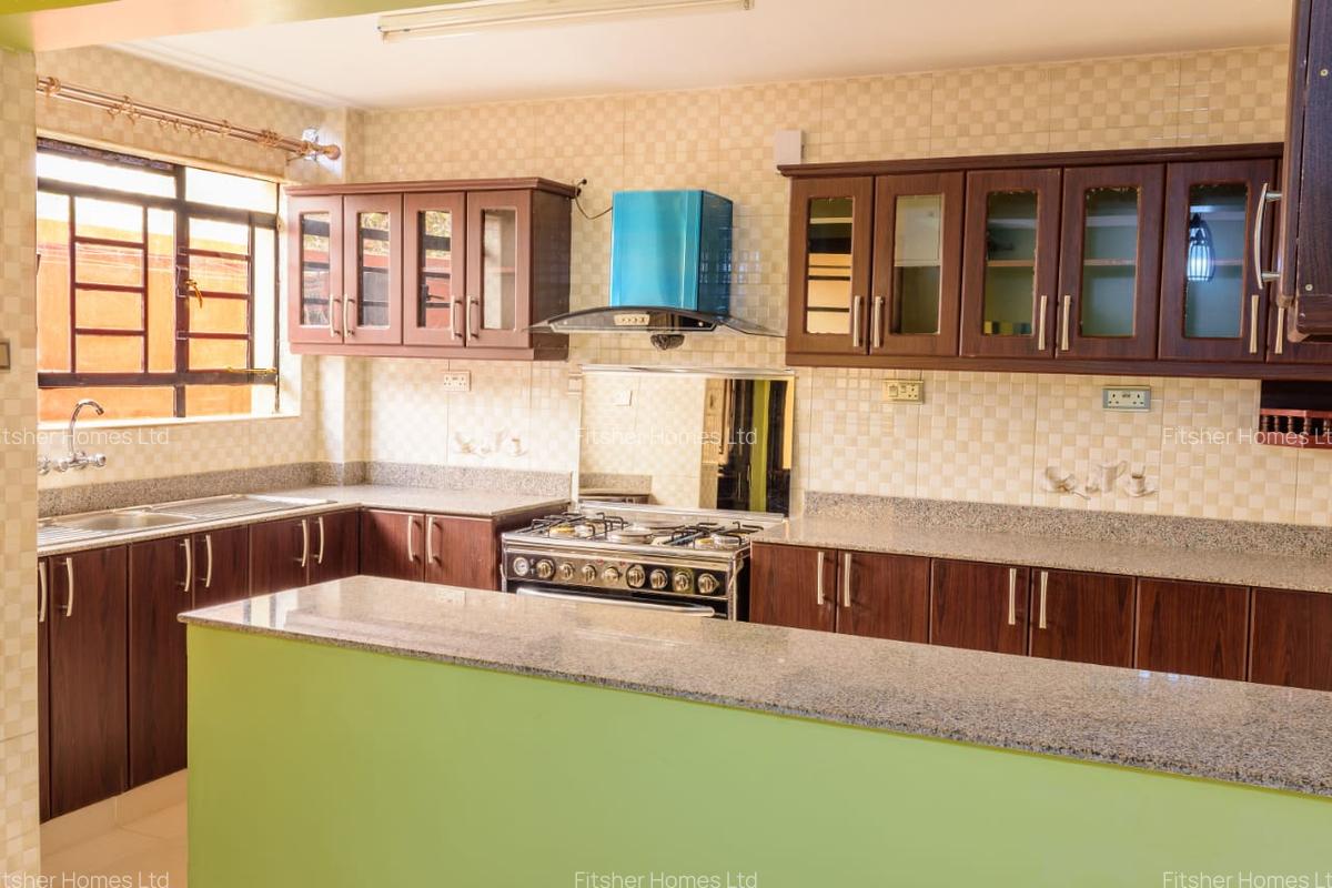 3 Bed Apartment with En Suite in Kiambu Road - 6