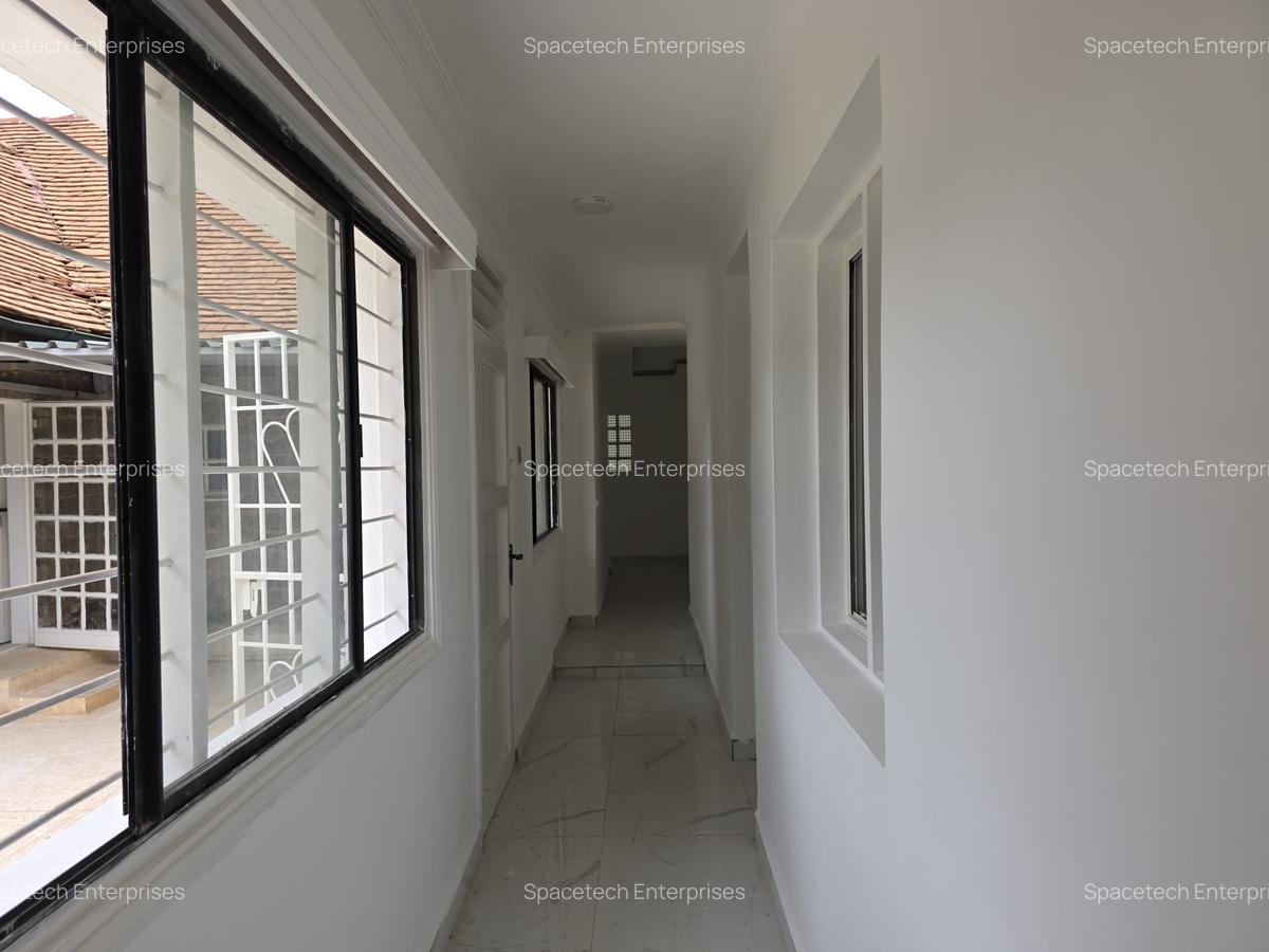 3 Bed House with En Suite in Muthaiga - 12
