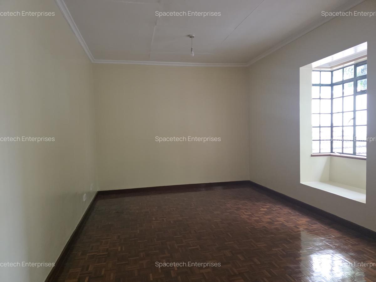 4 Bed Townhouse with En Suite in Westlands Area - 5