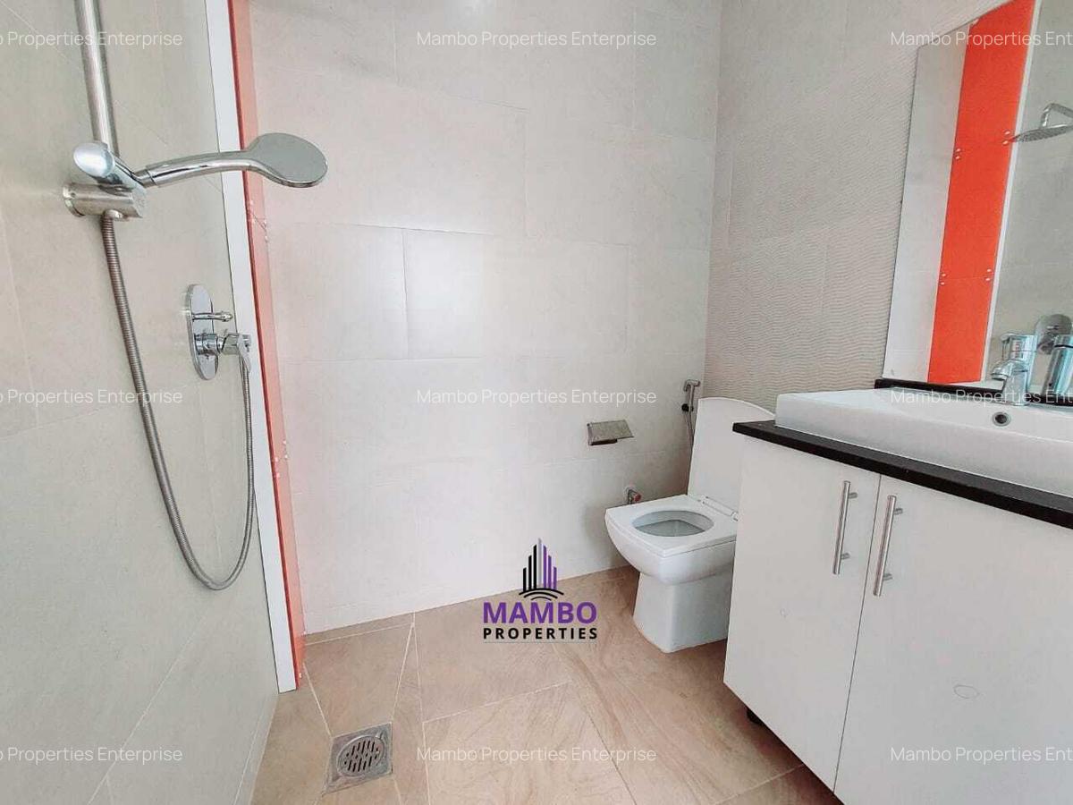 4 Bed Apartment with En Suite at General Mathenge - 20