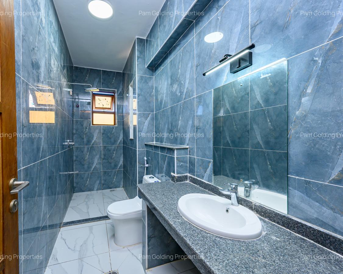 3 Bed Apartment with En Suite at Pwani Road - 6