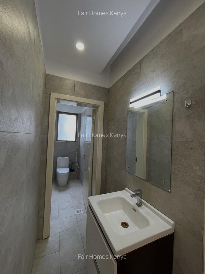 4 Bed Apartment with En Suite at Hatheru Road - 13