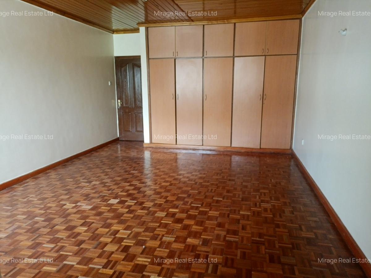 5 Bed Villa with Swimming Pool in Lavington - 12