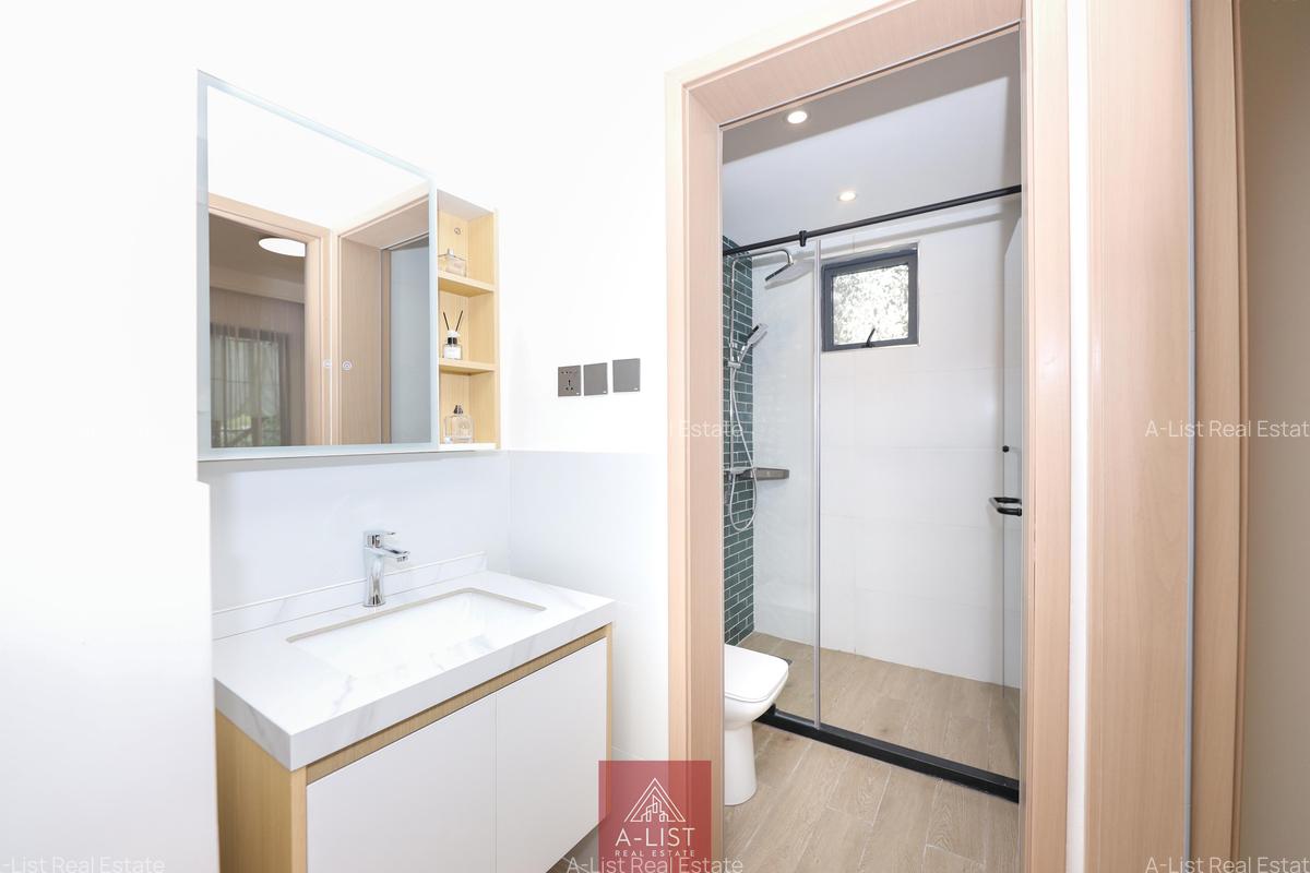 2 Bed Apartment with En Suite at Raphta Road - 11