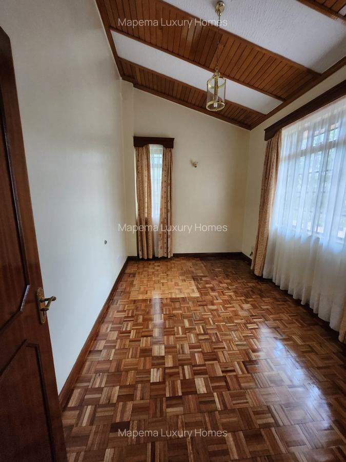 5 Bed House with En Suite at Hardy Area - 6