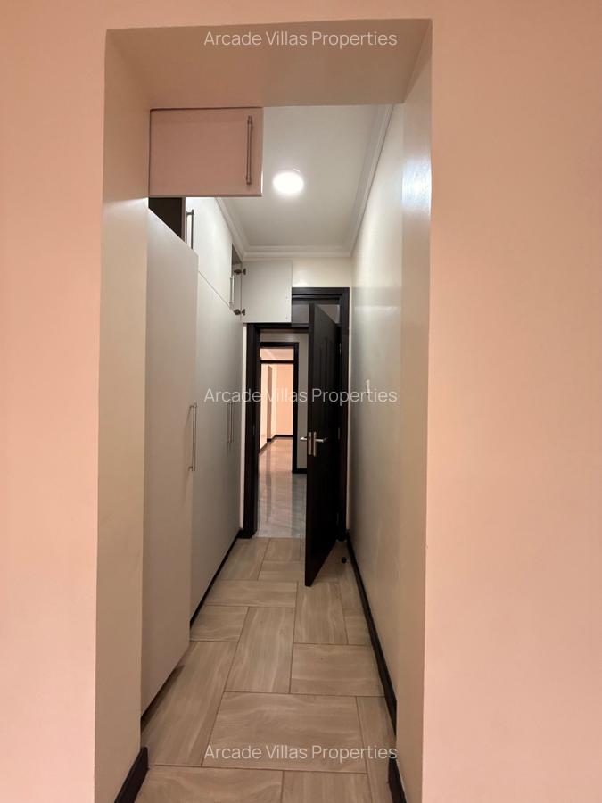 3 Bed Apartment with En Suite in Kileleshwa - 16