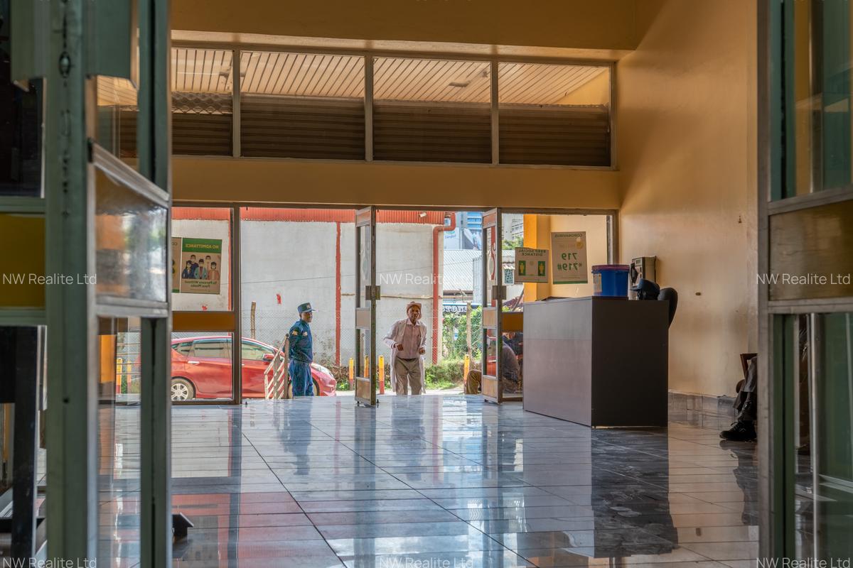 300 ft² Office with Service Charge Included at Haile Sellasie Avenue - 8