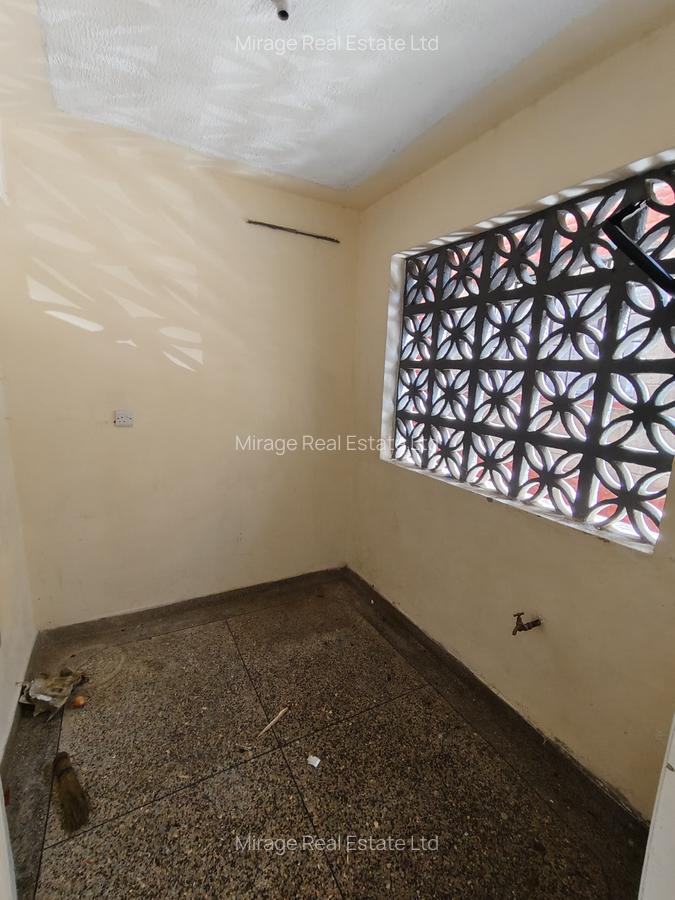 3 Bed Apartment with Parking in Kileleshwa - 14
