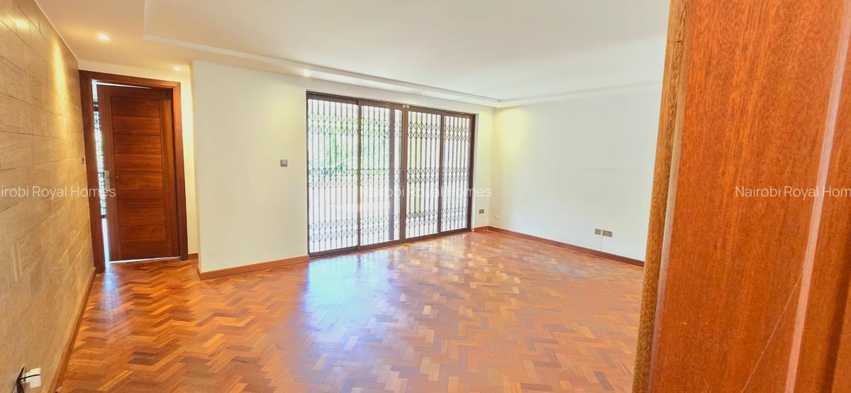 5 Bed Townhouse with En Suite at Mzima Springs - 11