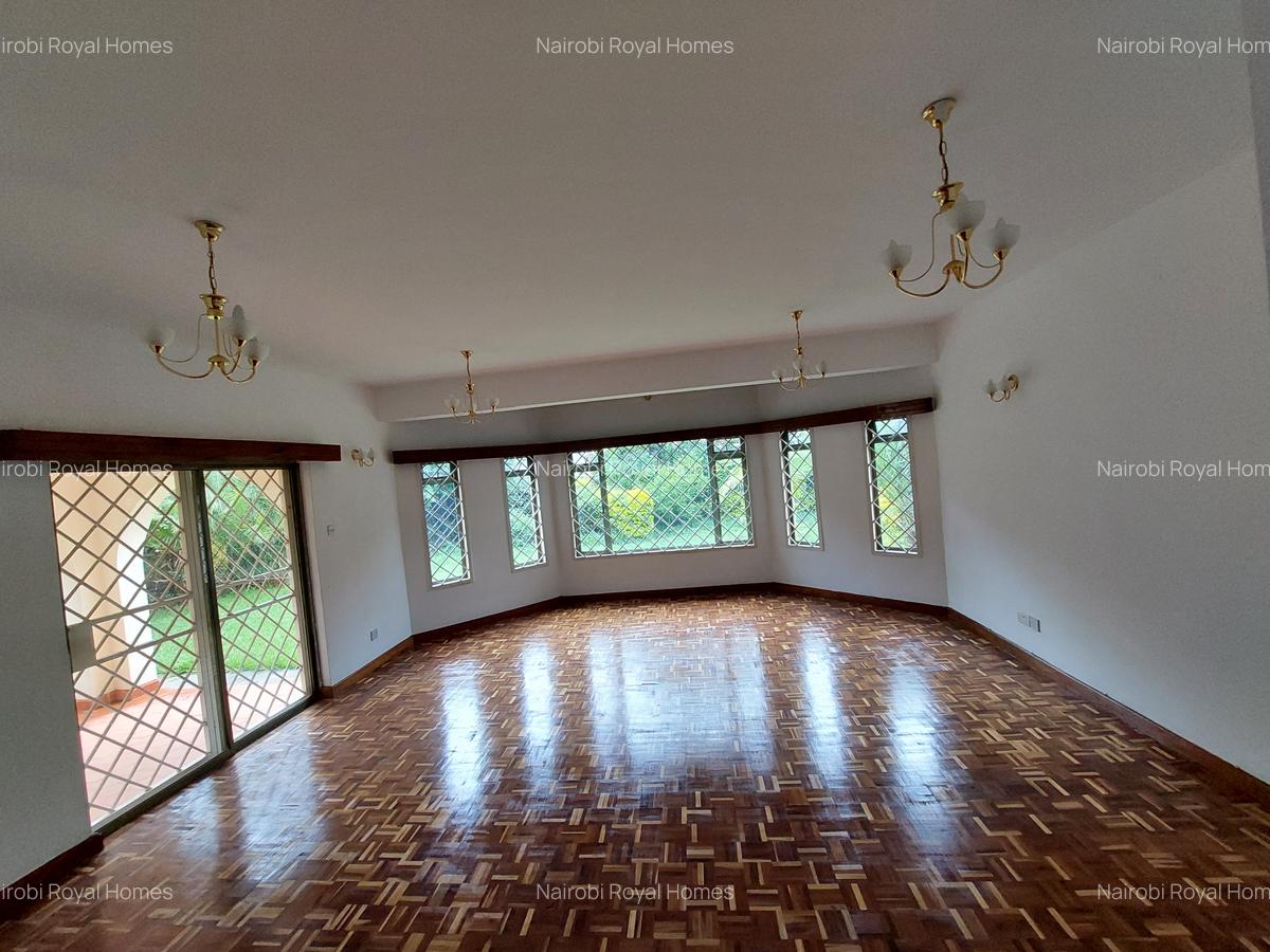 4 Bed Townhouse with En Suite at Lavington Villas - 12