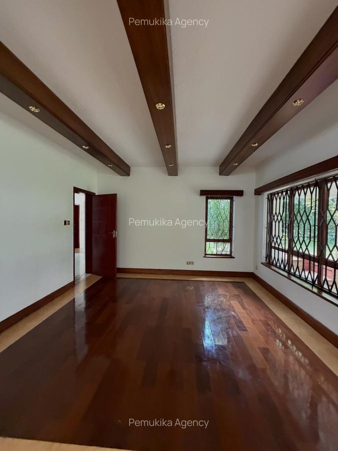 5 Bed Townhouse with En Suite in Runda - 6