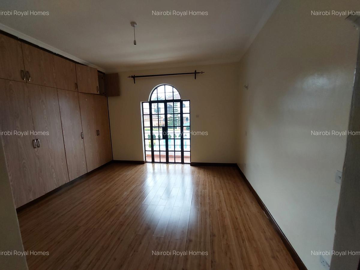 4 Bed House with En Suite at Meadows - 17