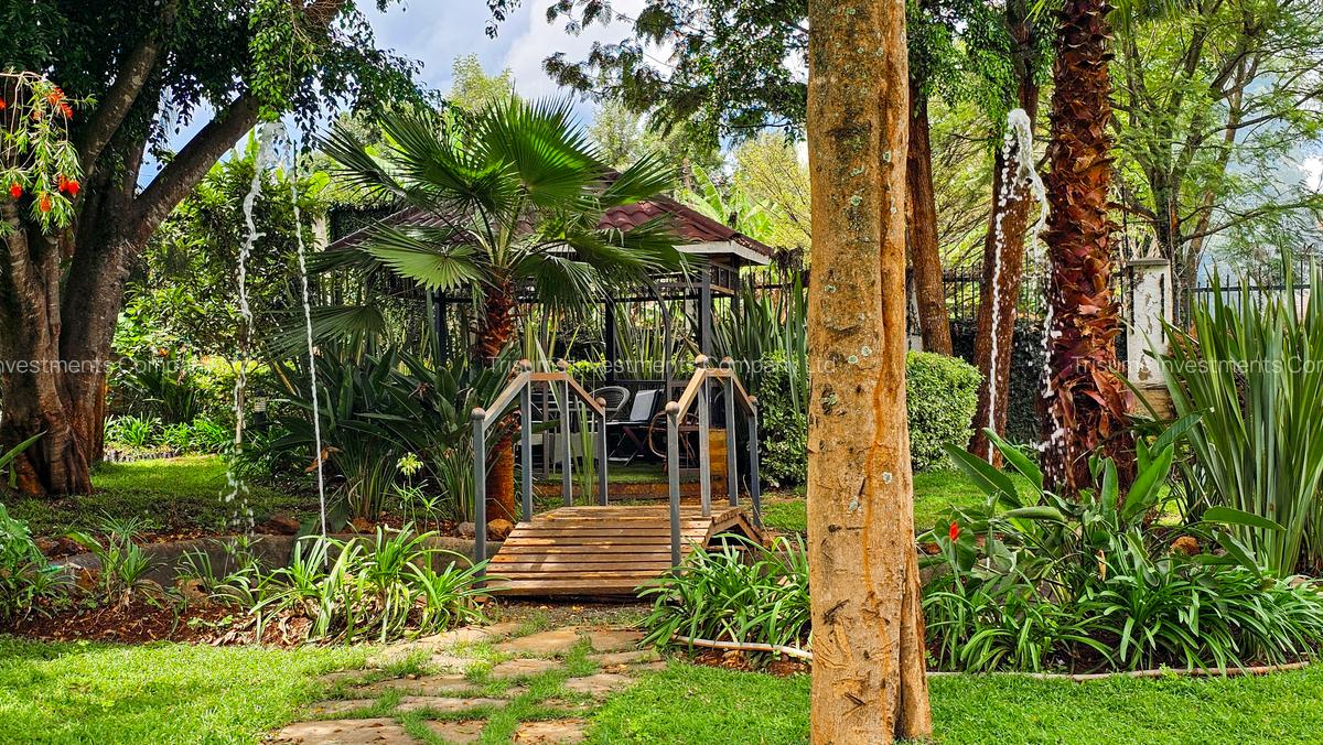 4 Bed House with En Suite in Runda - 14