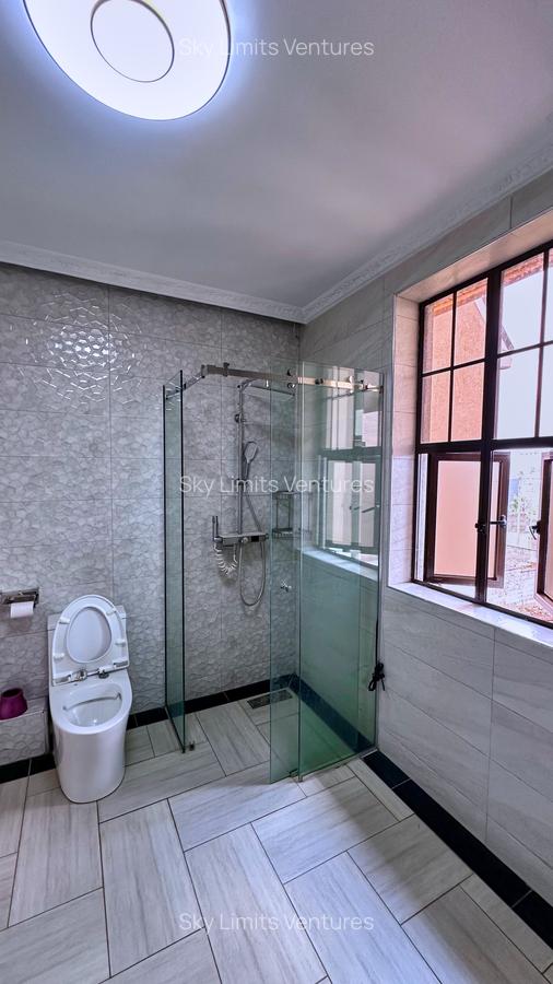 6 Bed House with En Suite at Membley Estate - 15