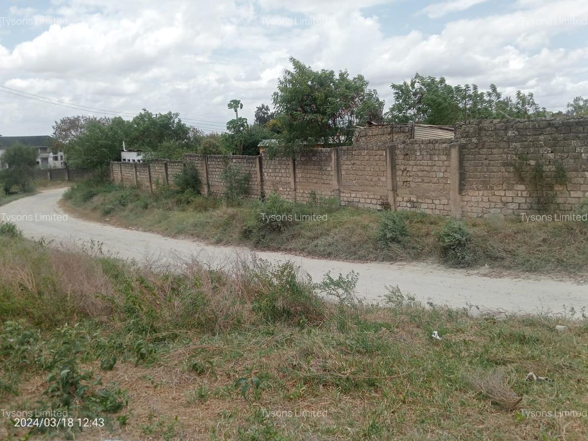 2 ac Commercial Property with Parking at Kokotoni - Mariakani - 3