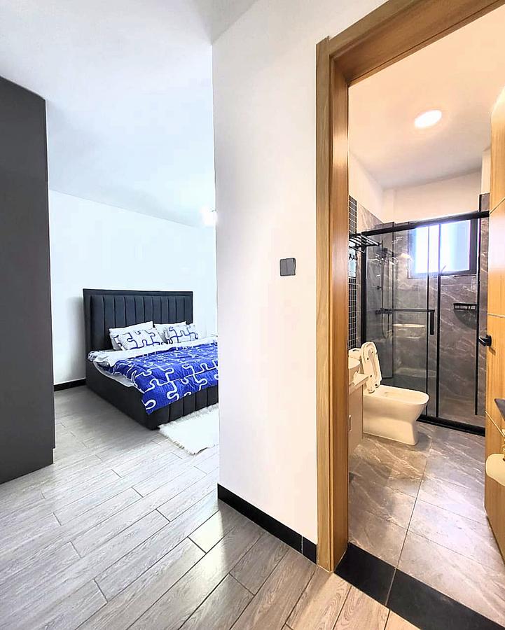 Serviced 2 Bed Apartment with En Suite at Wood Avenue - 6