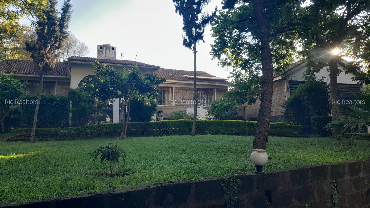 4 Bed House with En Suite at Kerarapon Drive - 8