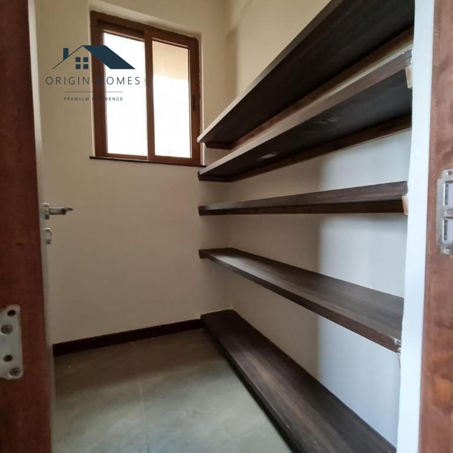 3 Bed Apartment with En Suite at Peponi Road - 12