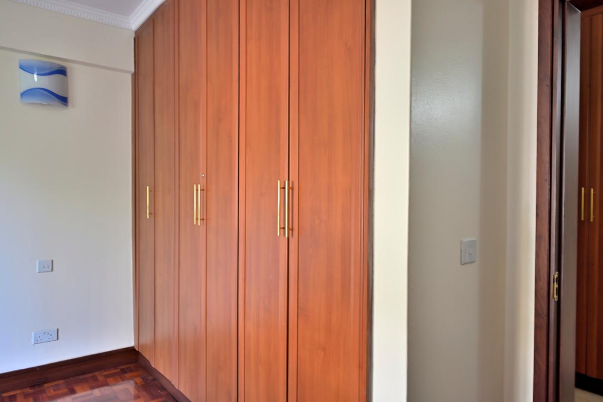 3 Bed Apartment with Swimming Pool in Parklands - 10