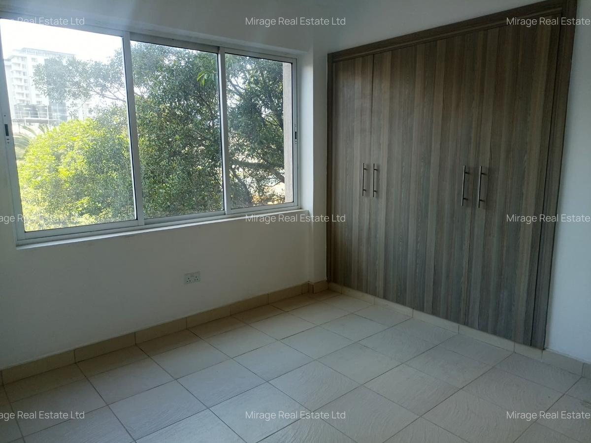 3 Bed Apartment with Gym in Kilimani - 14
