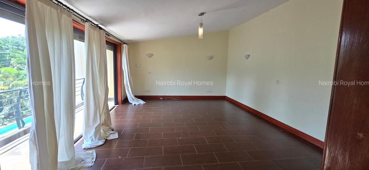 4 Bed House with En Suite at Runda Road - 16