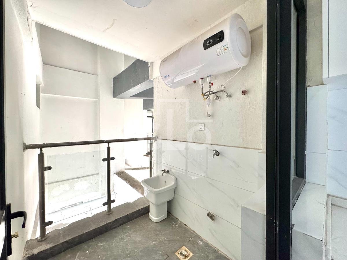 3 Bed Apartment with En Suite in Westlands Area - 8