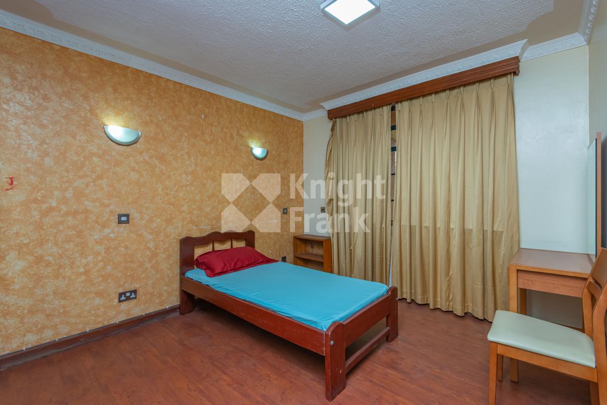 3 Bed Apartment with En Suite at Siaya Road - 7