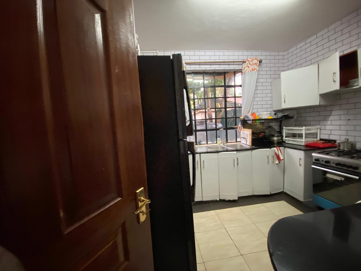 3 Bed Apartment with En Suite in Nyari - 7