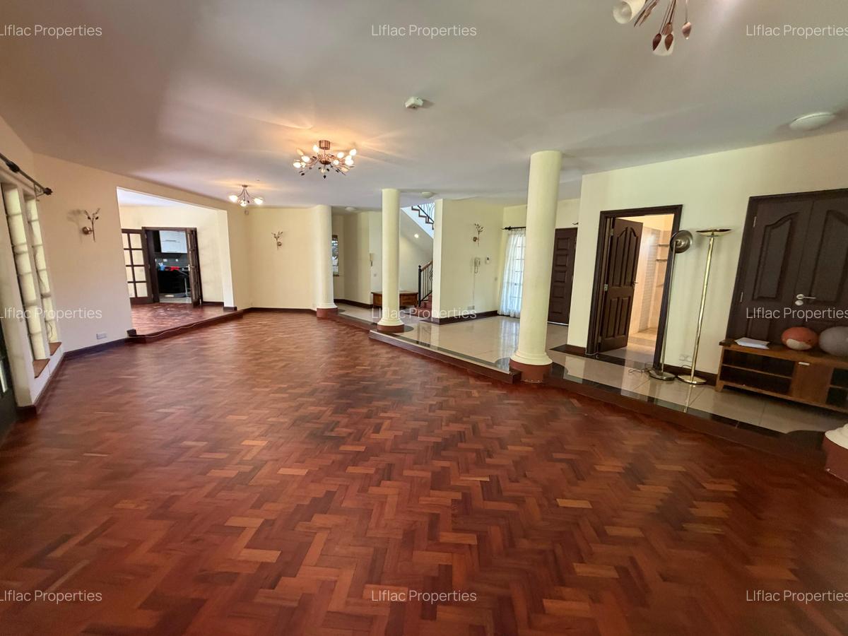 5 Bed Townhouse with En Suite in Runda - 7