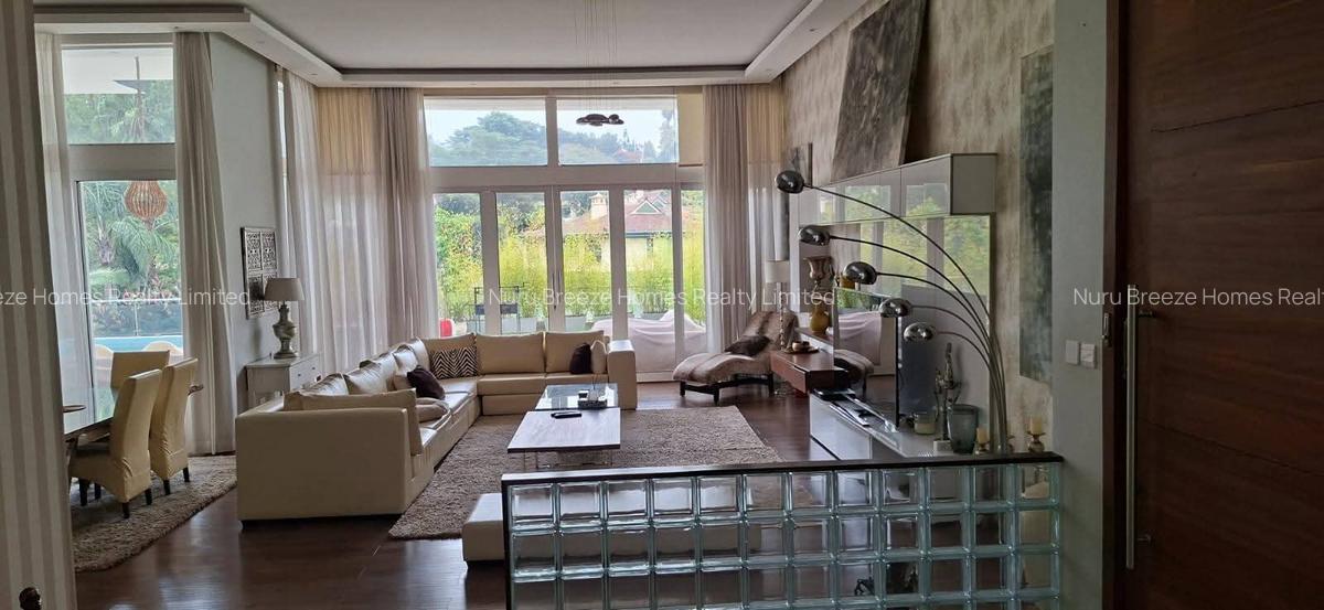 4 Bed Townhouse with En Suite in Spring Valley - 2