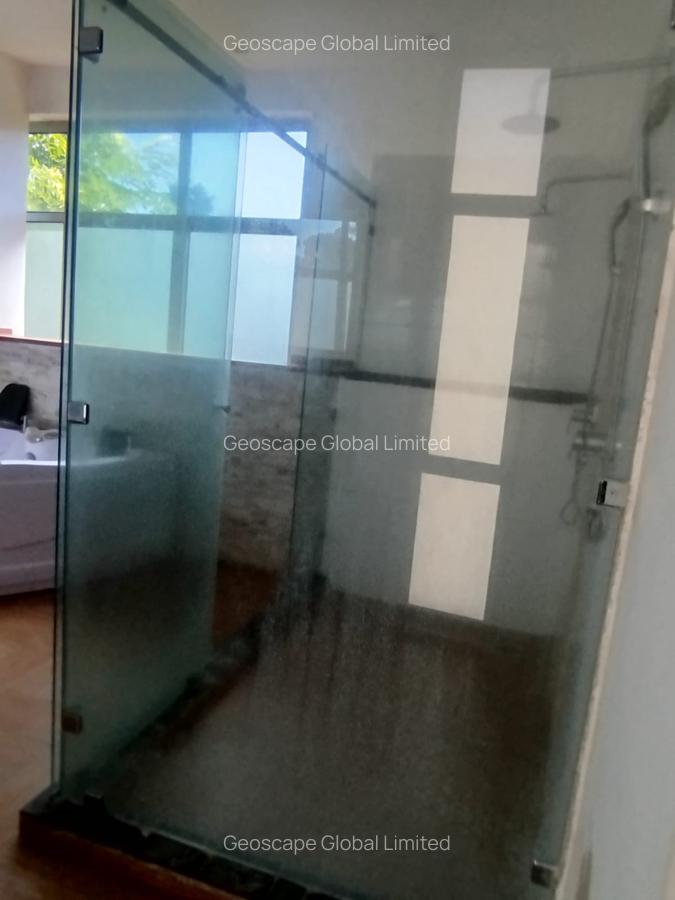 5 Bed House with En Suite in Karen - 12