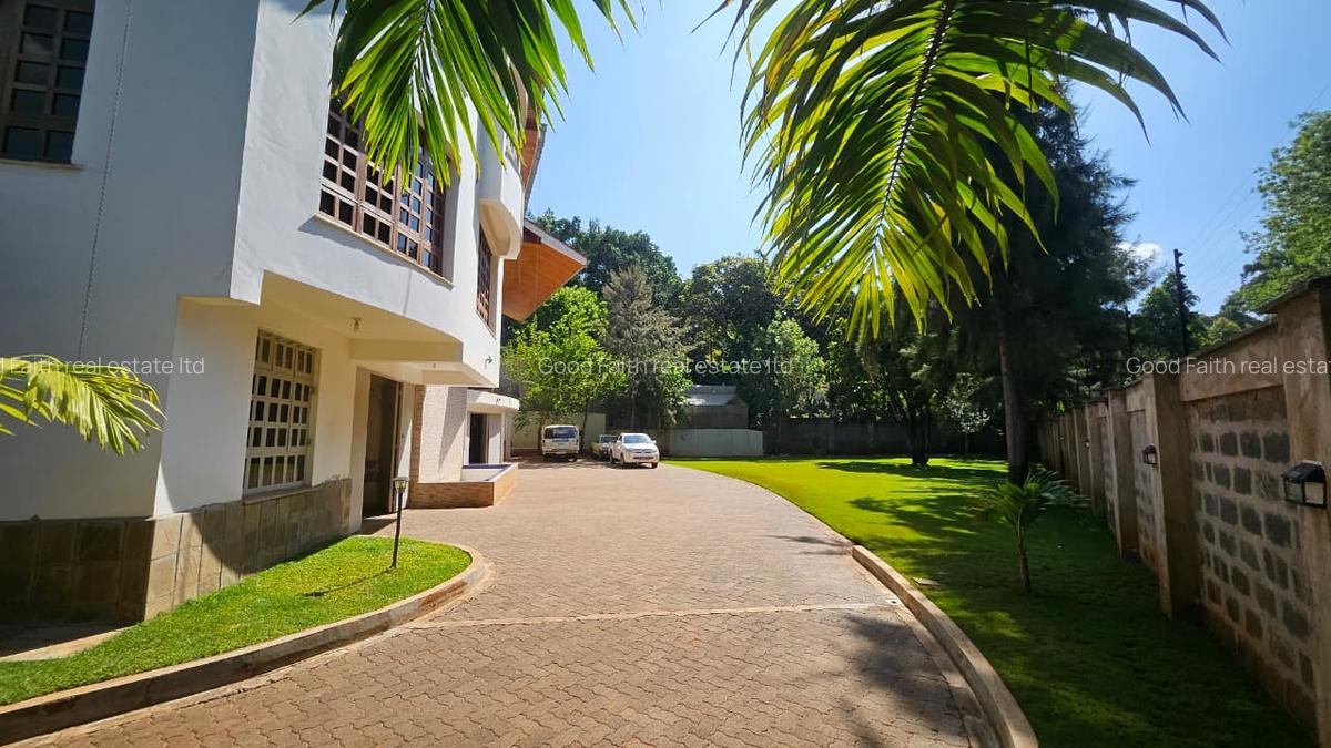 7 Bed House with En Suite in Muthaiga - 2