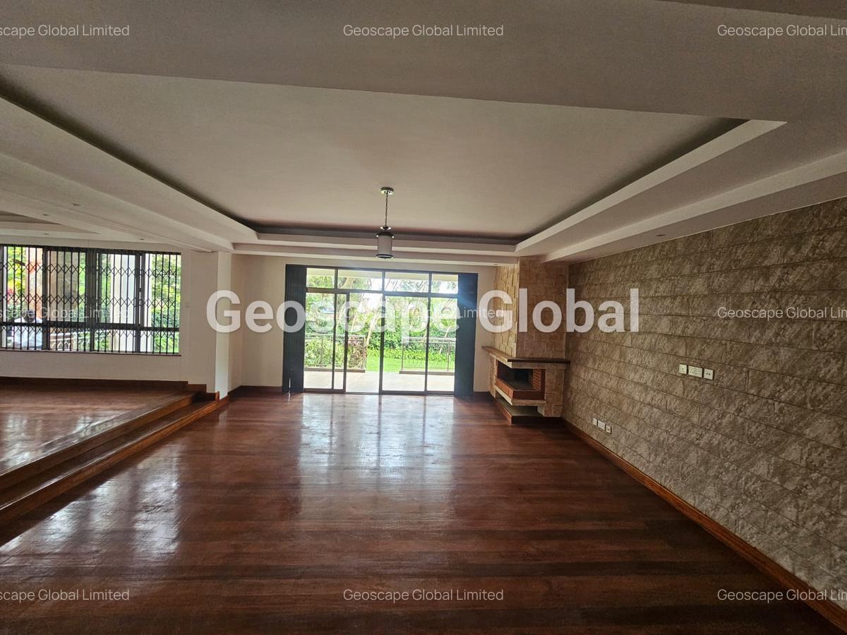 5 Bed Townhouse with En Suite in Lavington - 8