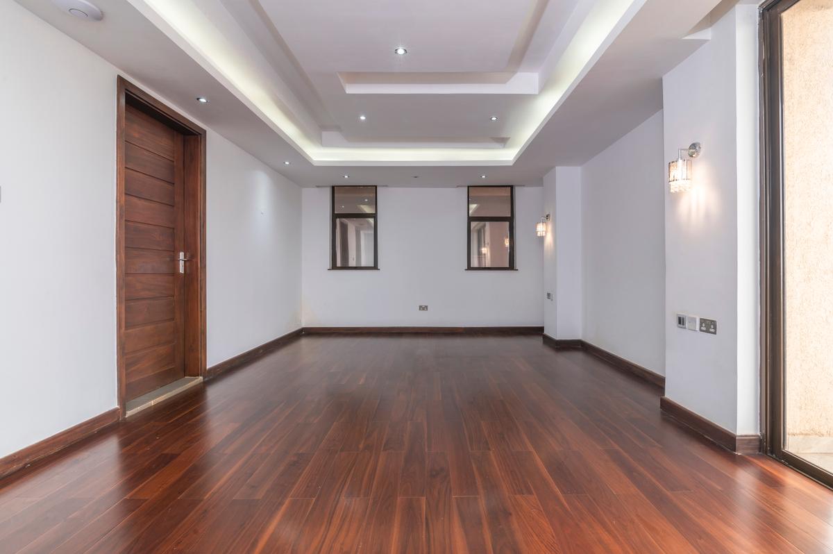 4 Bed Apartment with En Suite in Westlands Area - 15