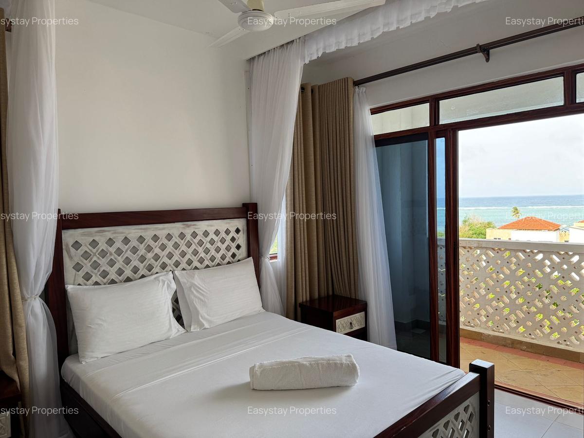 Serviced 2 Bed Apartment with En Suite in Kikambala - 18