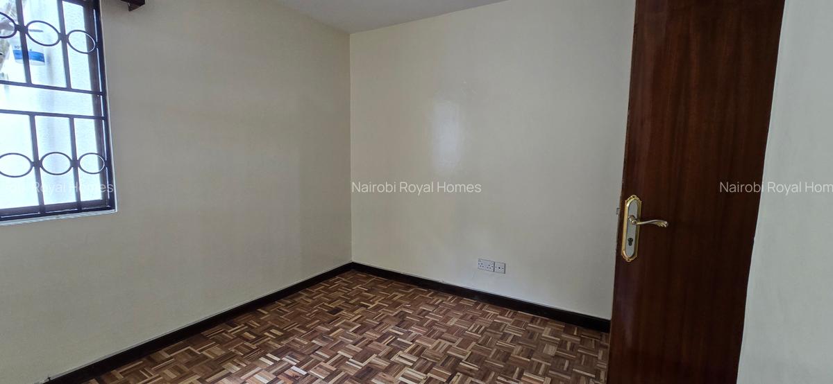 4 Bed Townhouse with En Suite at Lavington Green - 19
