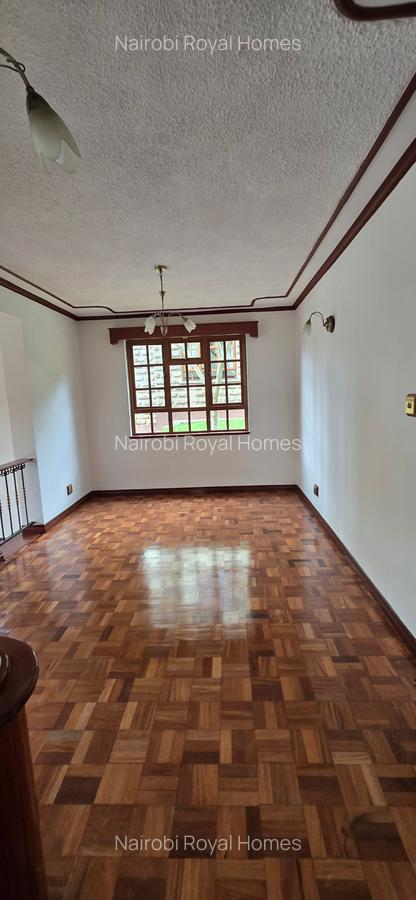 4 Bed Townhouse with En Suite at La - 13