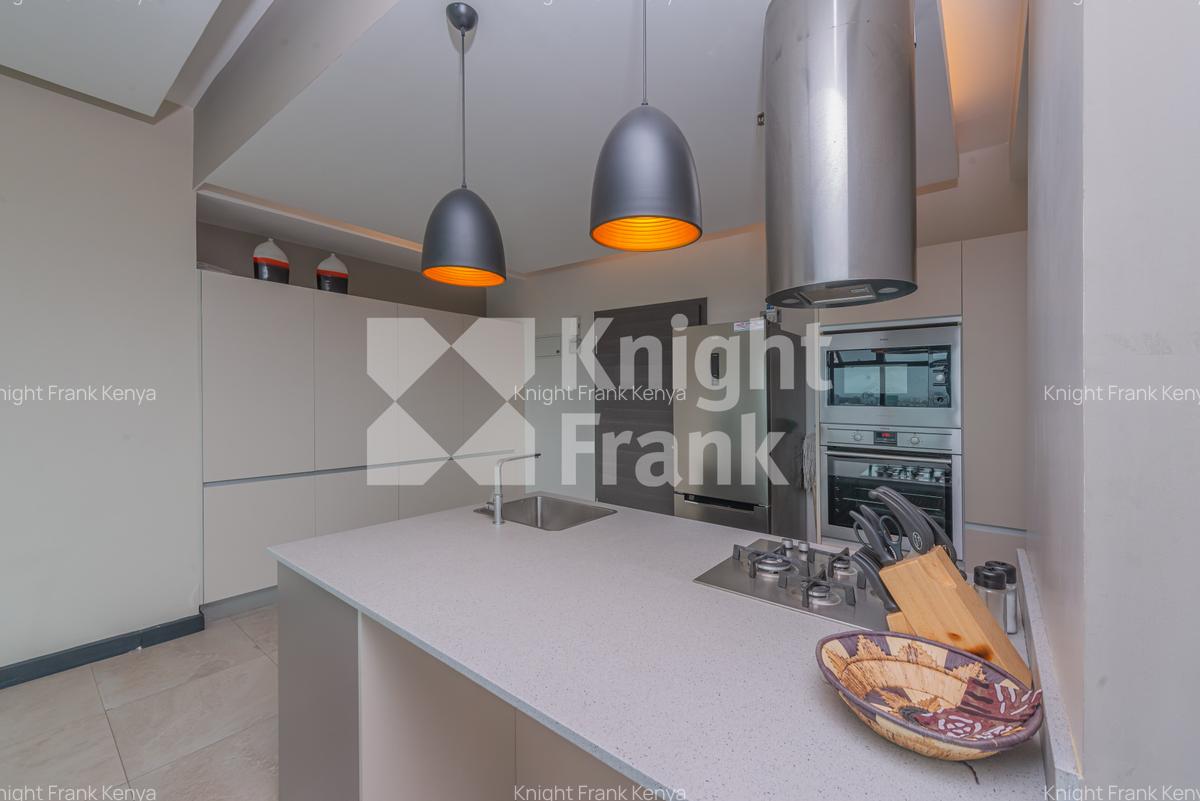 Furnished 2 Bed Apartment with En Suite at Church Road - 3