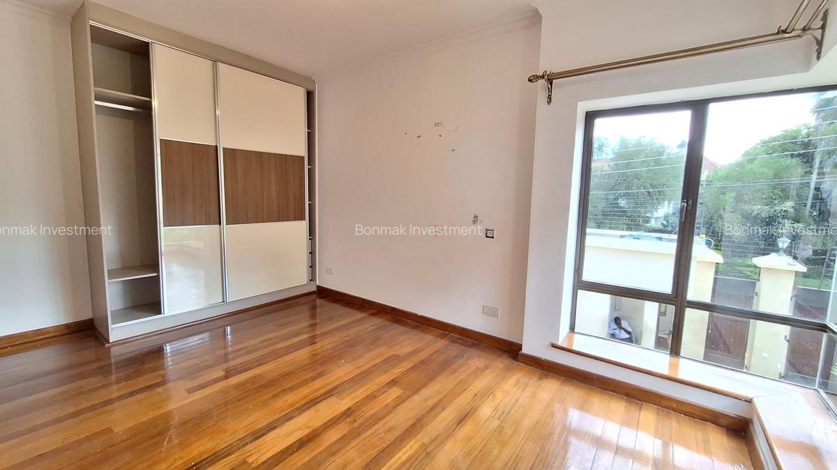 5 Bed Townhouse with En Suite at Kaputei Gardens. - 9