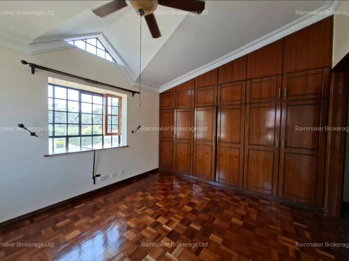 5 Bed House with En Suite at Elias Zagorreti - 8