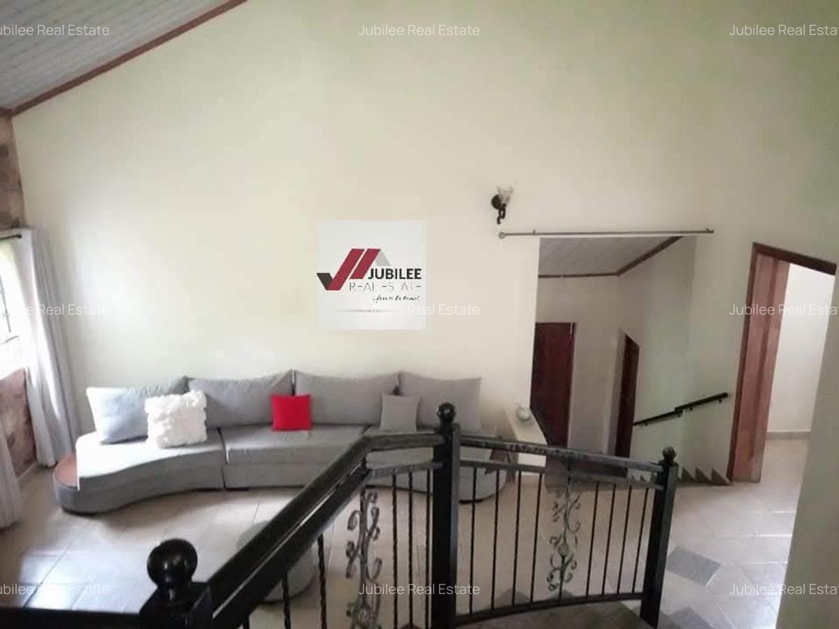 4 Bed House with En Suite in Kitisuru - 11